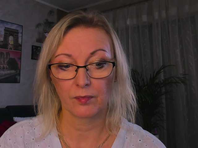 SoftVANESSA live cam on BongaCams