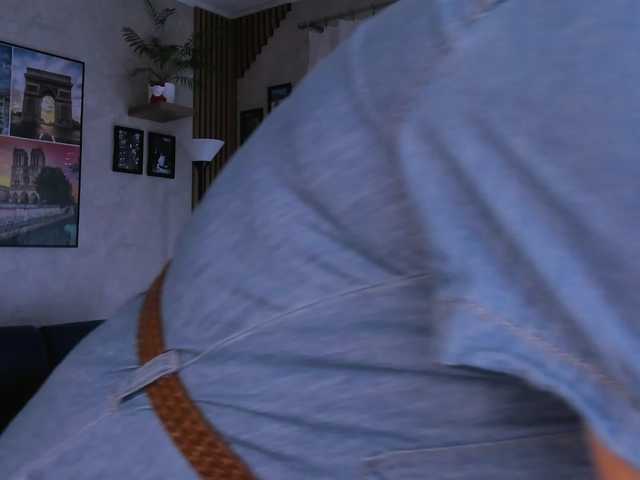 SoftVANESSA live cam on BongaCams