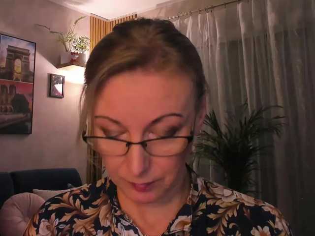 SoftVANESSA, live now on BongaCams