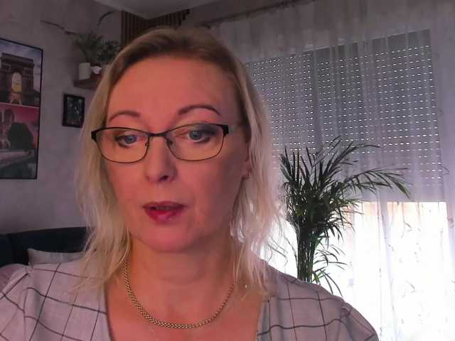 SoftVANESSA live cam preview