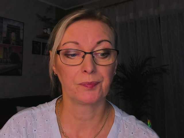 SoftVANESSA live cam on BongaCams