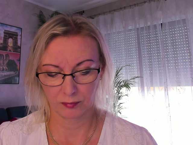 SoftVANESSA live cam on BongaCams