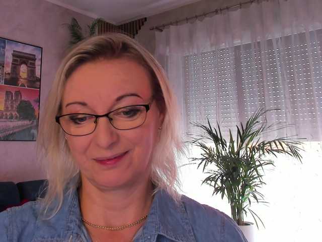SoftVANESSA live webcam show