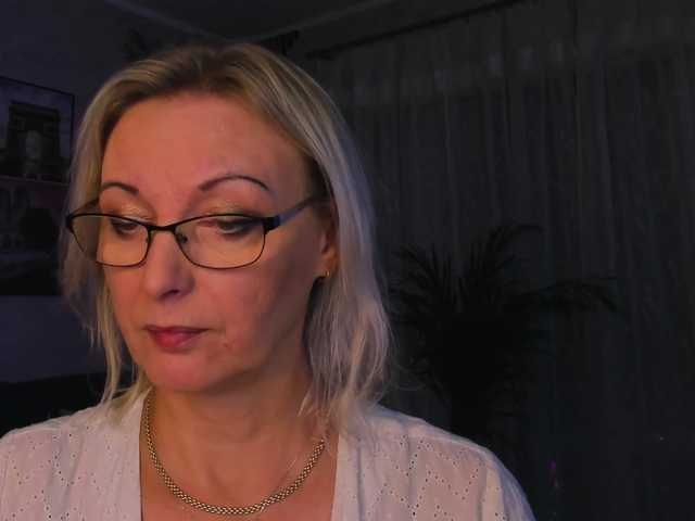 SoftVANESSA live cam on BongaCams