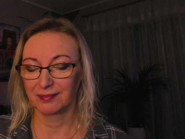 SoftVANESSA live cam on BongaCams