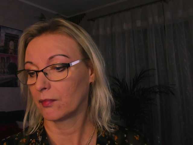 SoftVANESSA live webcam show
