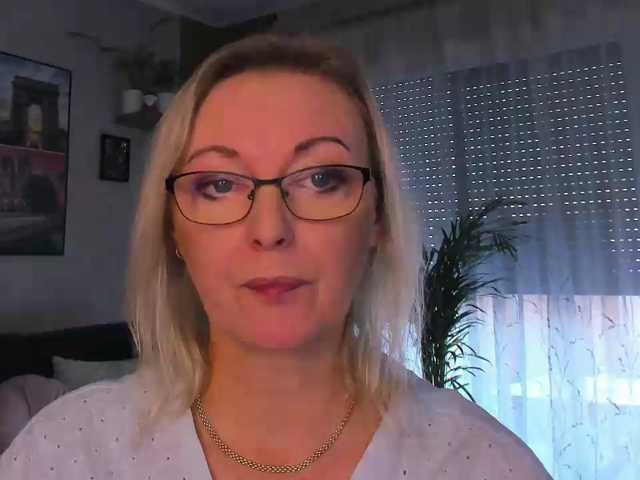 SoftVANESSA, live now on BongaCams