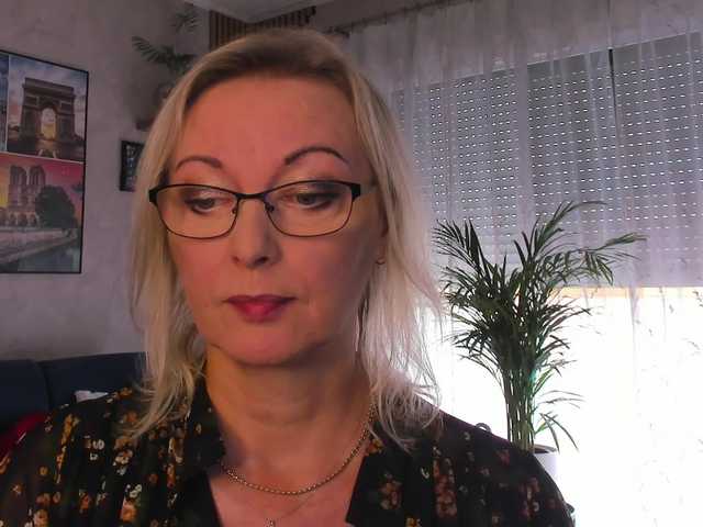 SoftVANESSA live cam on BongaCams