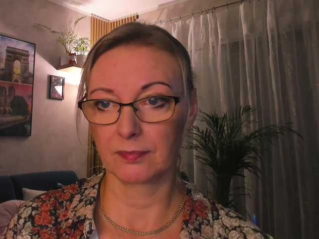SoftVANESSA live cam on BongaCams