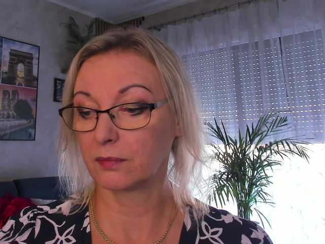 SoftVANESSA live webcam show