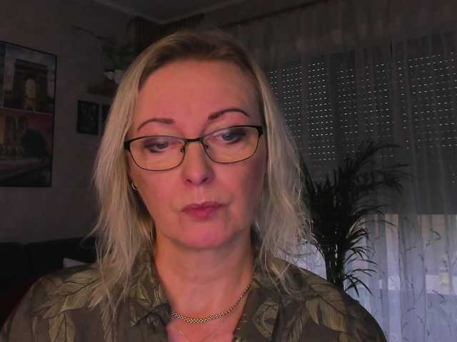 SoftVANESSA live cam preview