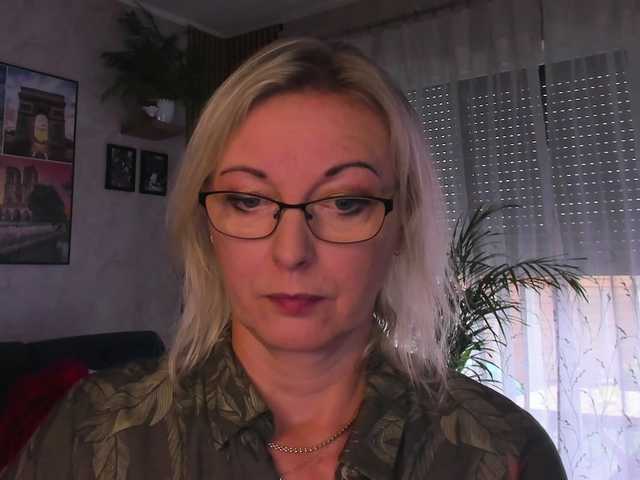 SoftVANESSA live cam on BongaCams