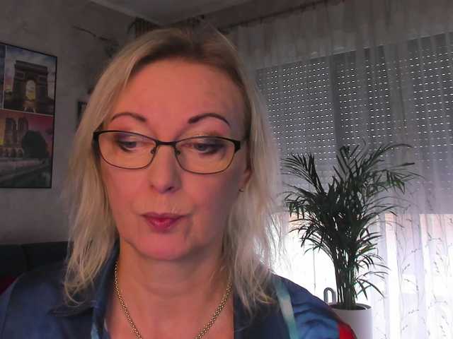 SoftVANESSA live cam on BongaCams