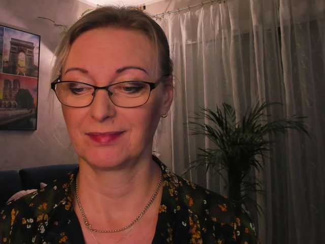 SoftVANESSA live cam on BongaCams