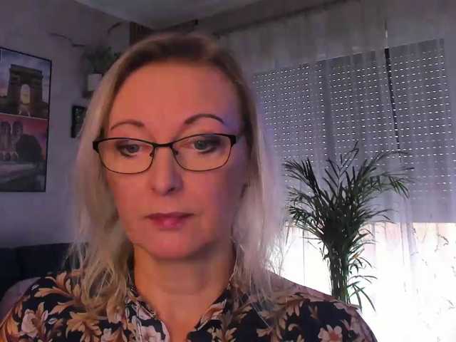SoftVANESSA, live now on BongaCams