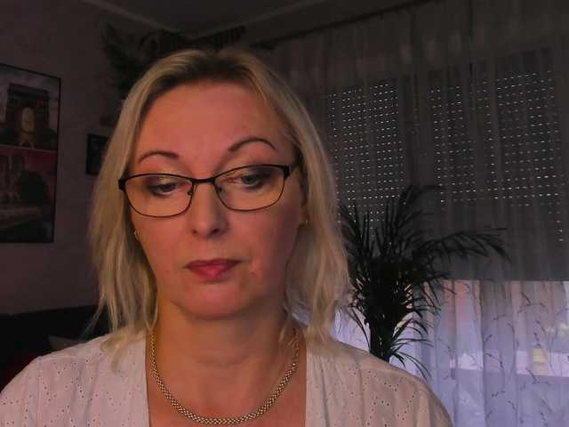 SoftVANESSA Live Cam on BongaCams