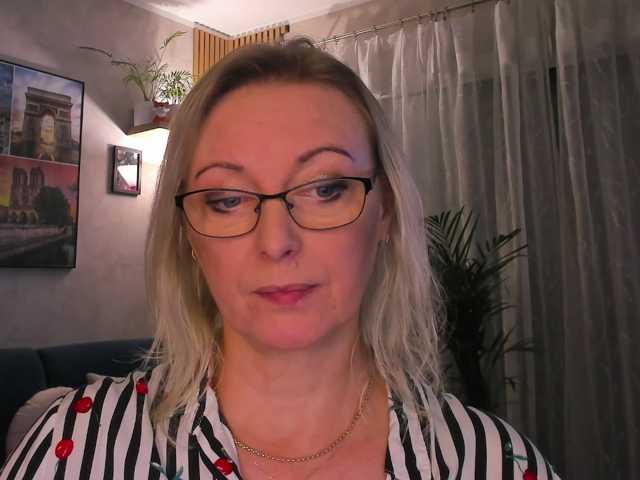 SoftVANESSA live cam on BongaCams