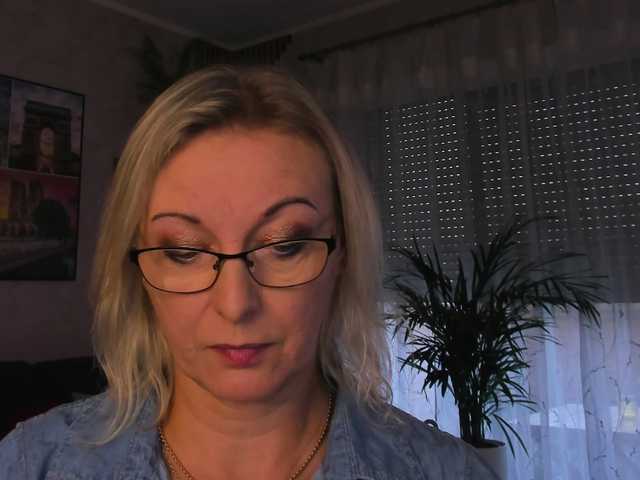 SoftVANESSA live webcam show