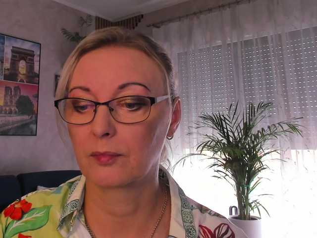 SoftVANESSA live cam on BongaCams