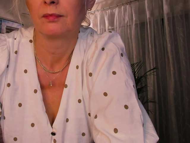 SoftVANESSA live cam on BongaCams