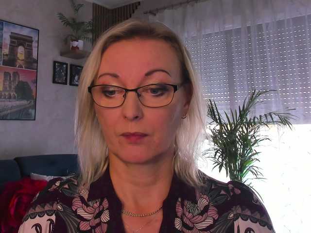 SoftVANESSA live cam on BongaCams
