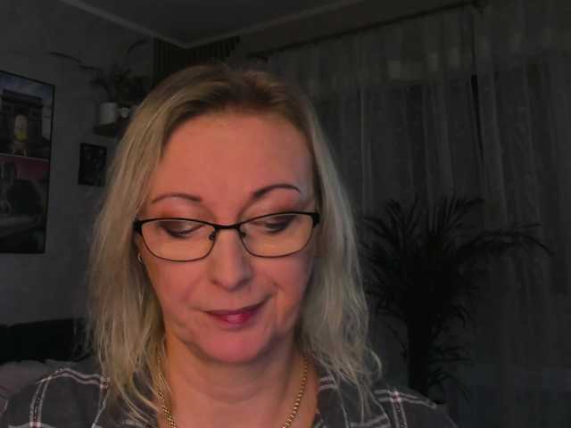 SoftVANESSA live cam on BongaCams