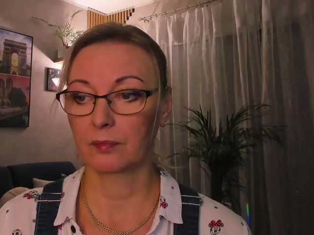 SoftVANESSA live cam on BongaCams