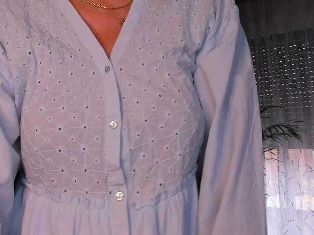 SoftVANESSA live cam on BongaCams