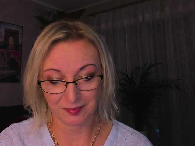 SoftVANESSA live cam on BongaCams