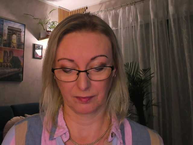 SoftVANESSA live cam on BongaCams