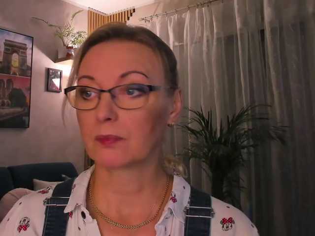 SoftVANESSA live cam on BongaCams