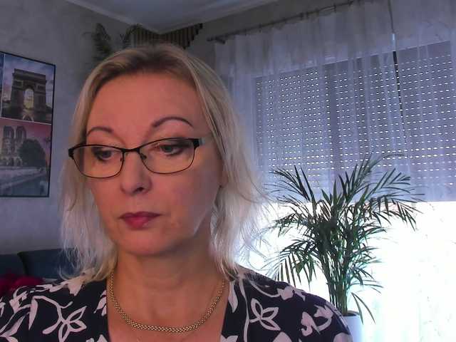SoftVANESSA live webcam show