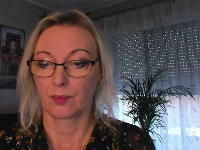 SoftVANESSA live webcam show