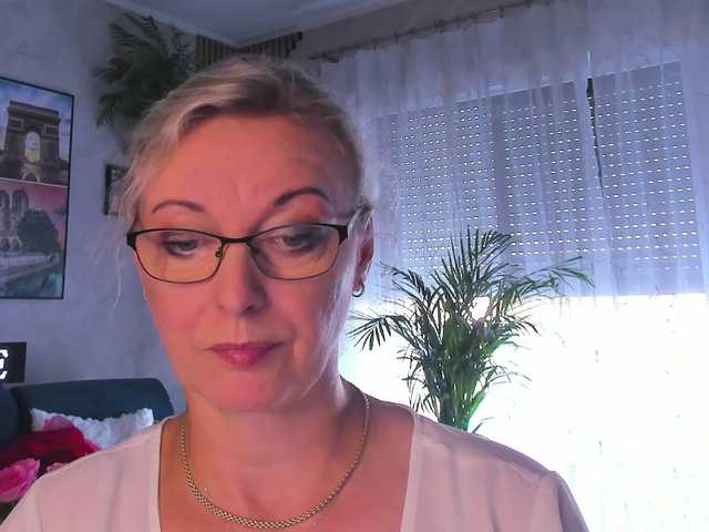 SoftVANESSA live cam on BongaCams