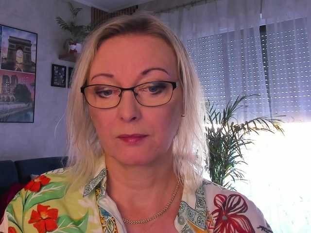 SoftVANESSA live cam on BongaCams