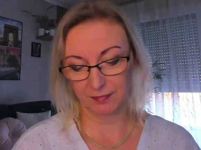 SoftVANESSA, en directo ahora en BongaCams