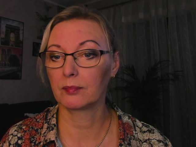 SoftVANESSA live cam on BongaCams