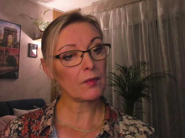 SoftVANESSA live cam on BongaCams
