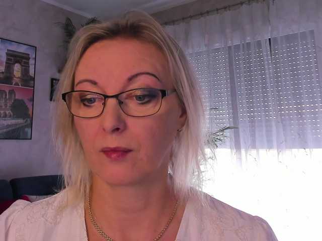 SoftVANESSA live cam on BongaCams