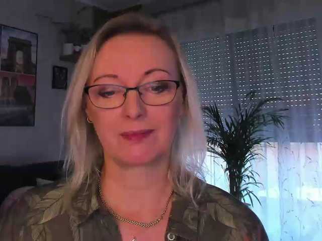 SoftVANESSA live cam preview