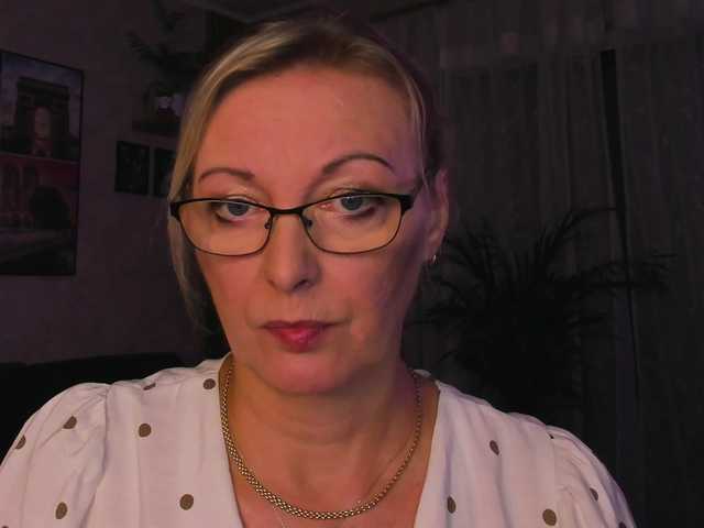 SoftVANESSA live cam on BongaCams