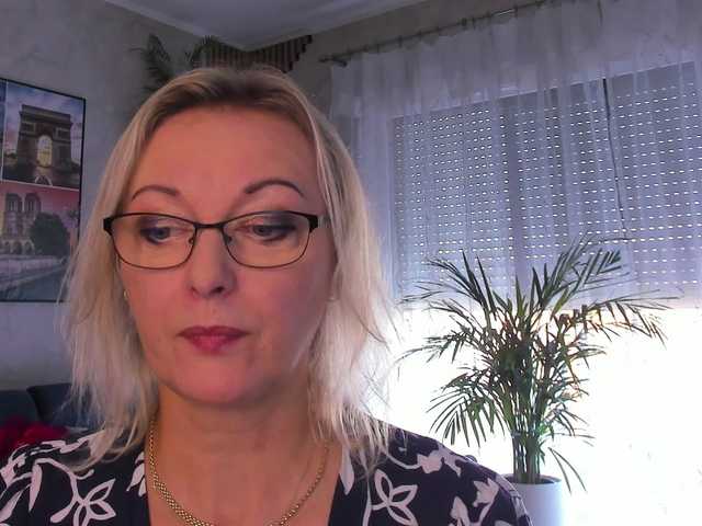 SoftVANESSA live cam on BongaCams