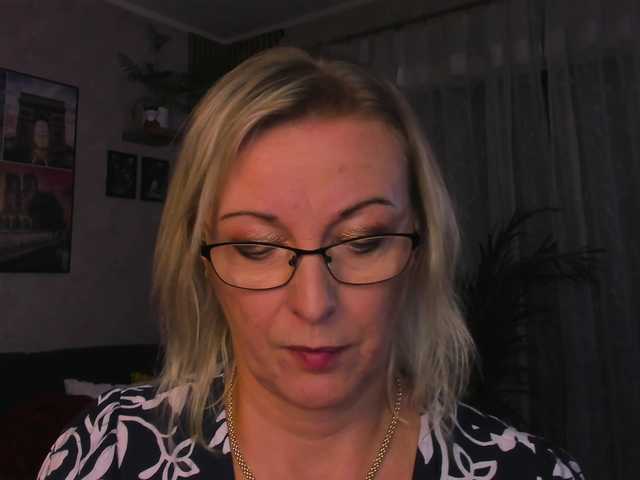 SoftVANESSA live cam on BongaCams