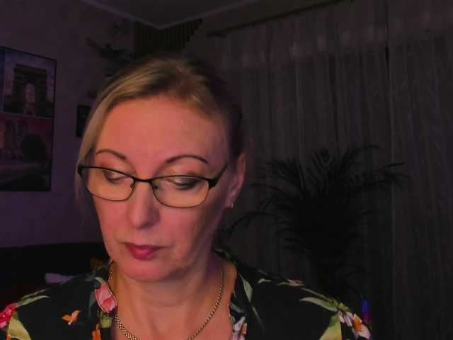 SoftVANESSA live cam on BongaCams