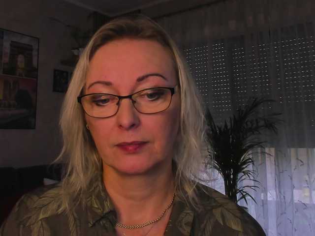SoftVANESSA live cam on BongaCams