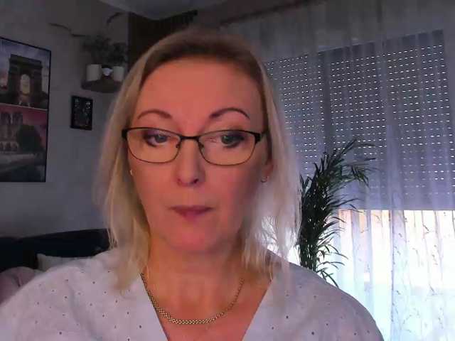 SoftVANESSA live cam on BongaCams