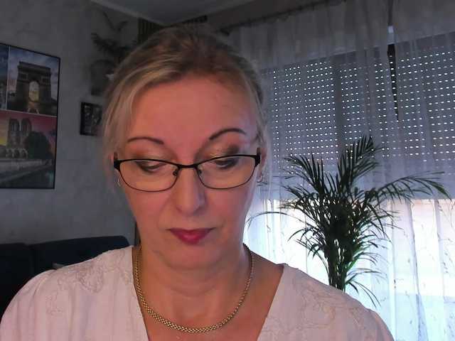 SoftVANESSA live webcam show
