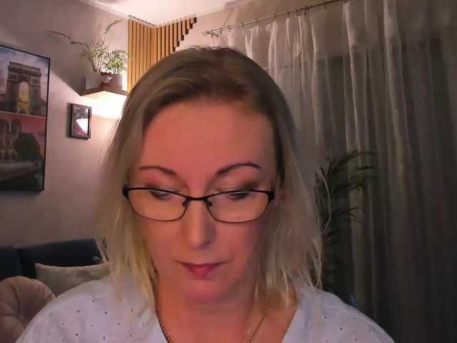 SoftVANESSA, live now on BongaCams