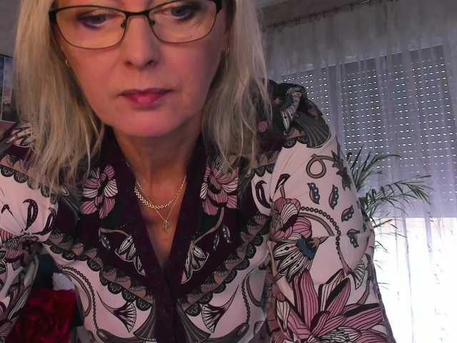 SoftVANESSA live cam on BongaCams