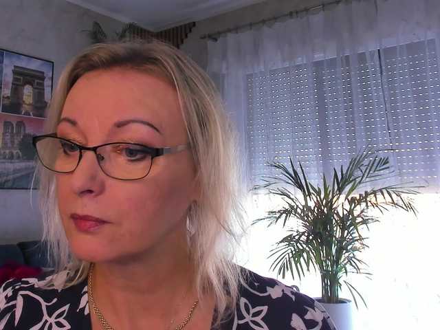 SoftVANESSA live webcam show